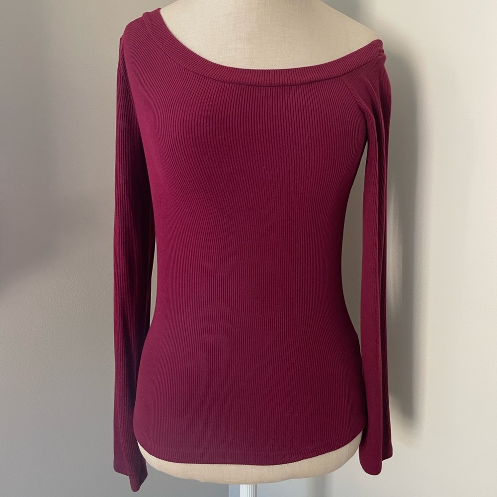 GBTSO long sleeve one shoulder ribbed tee